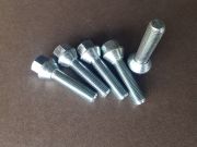   Felnicsavar Kpos M12x1,5 45mm hossz